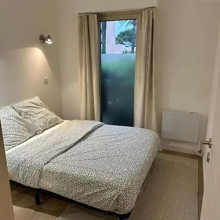 Apartment Avec Piscine 5 Min A Pieds Des Plages *