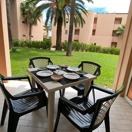 Apartment Avec Piscine 5 Min A Pieds Des Plages
