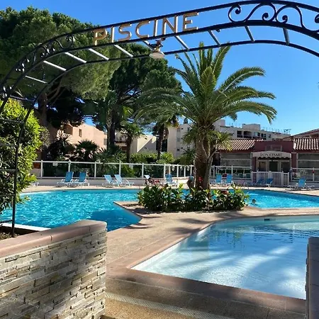 Avec Piscine 5 Min A Pieds Des Plages *